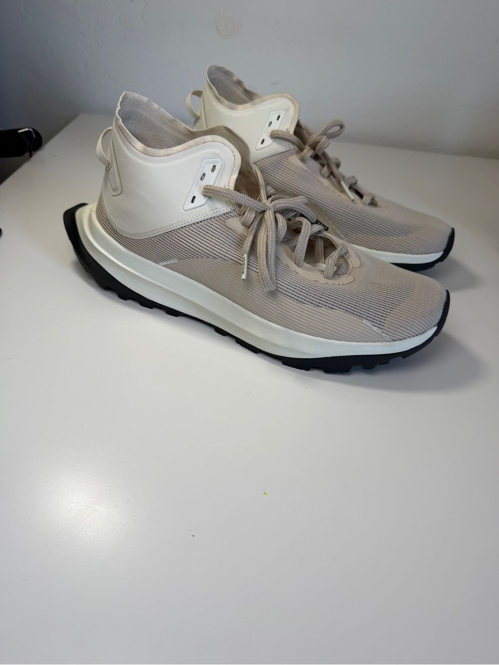 Vasque Peyote Neutral Beige Hiking Shoes 10